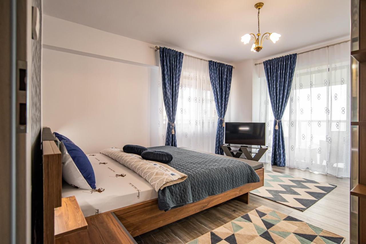Blue Boutique Magic View Of The Sea Apartments Mamaia Exteriér fotografie